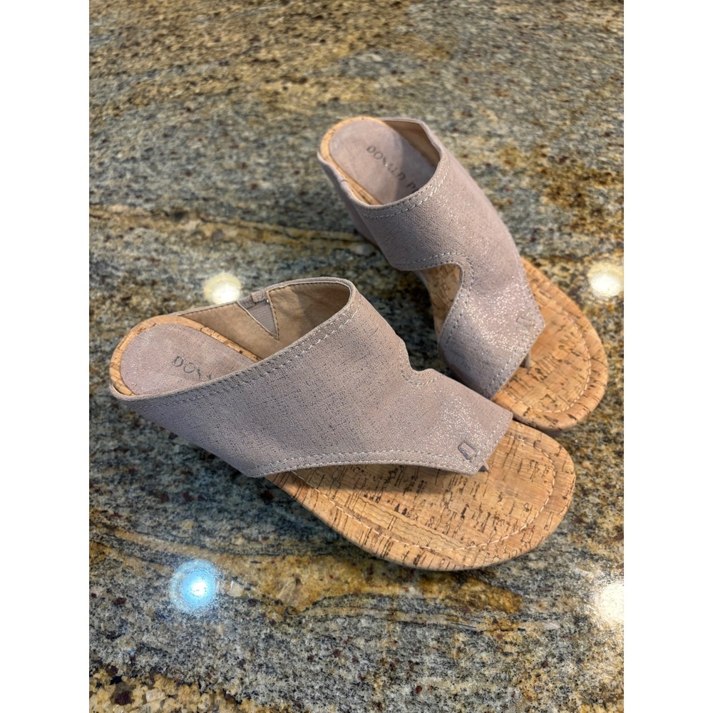 Donald Pliner Myrtle Wedge Sandals, Leather‎ Upper, Gray Silver, Size 7.5M